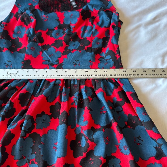 Kensie Sleeveless Fit and Flare Party Dress Lined Red Floral Small Babydoll - Picture 9 of 13